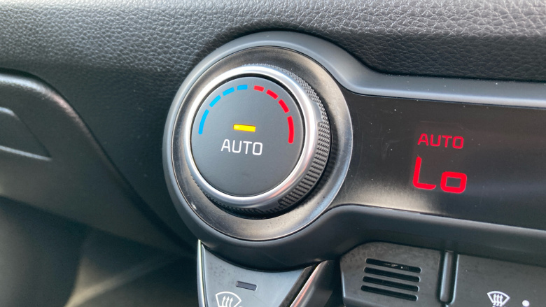 Kia Stonic 1.0T GDi 48V GT-Line S 5dr DCT Petrol Estate